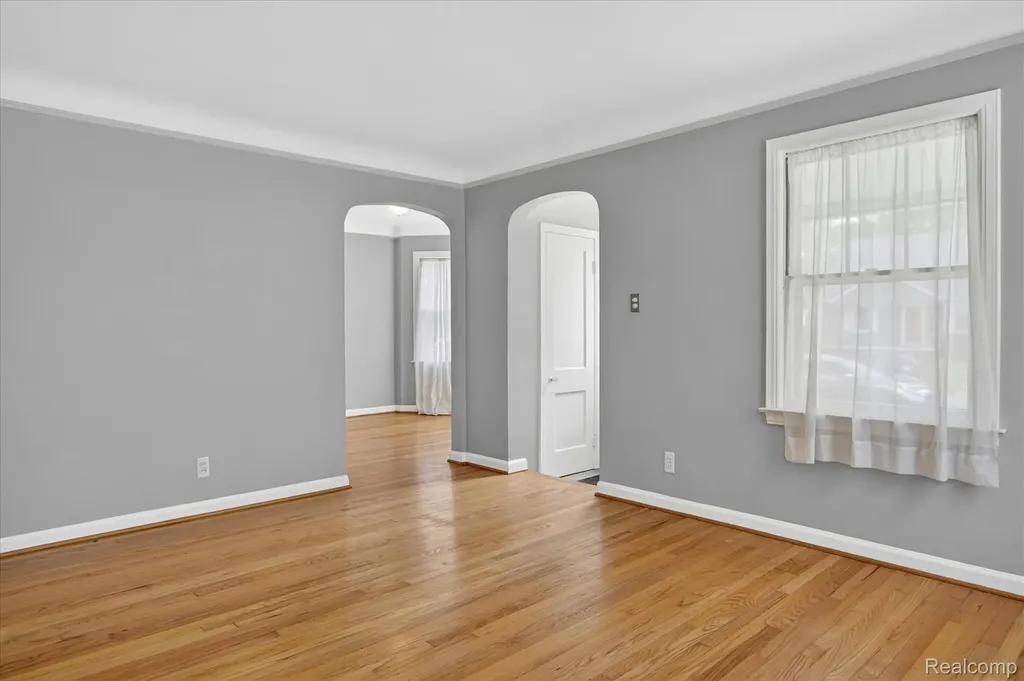581 Flowerdale Street Ferndale City MI 48220