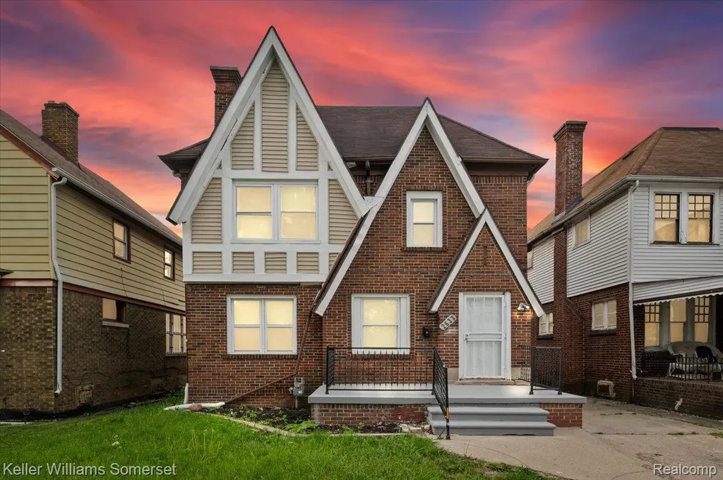 2633 Burlingame Street Detroit City MI 48206