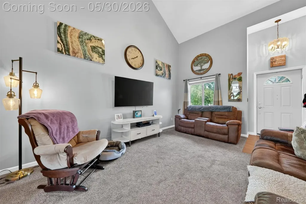 18364 Beechwood Street Roseville City MI 48066