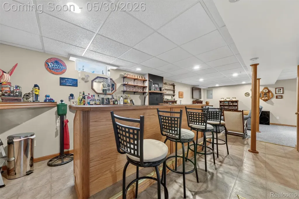 18364 Beechwood Street Roseville City MI 48066