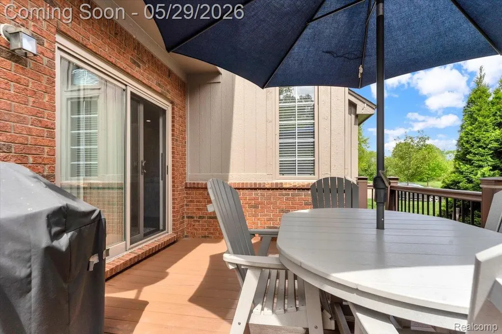 54745 Four Seasons Drive Shelby Charter Township MI 48316