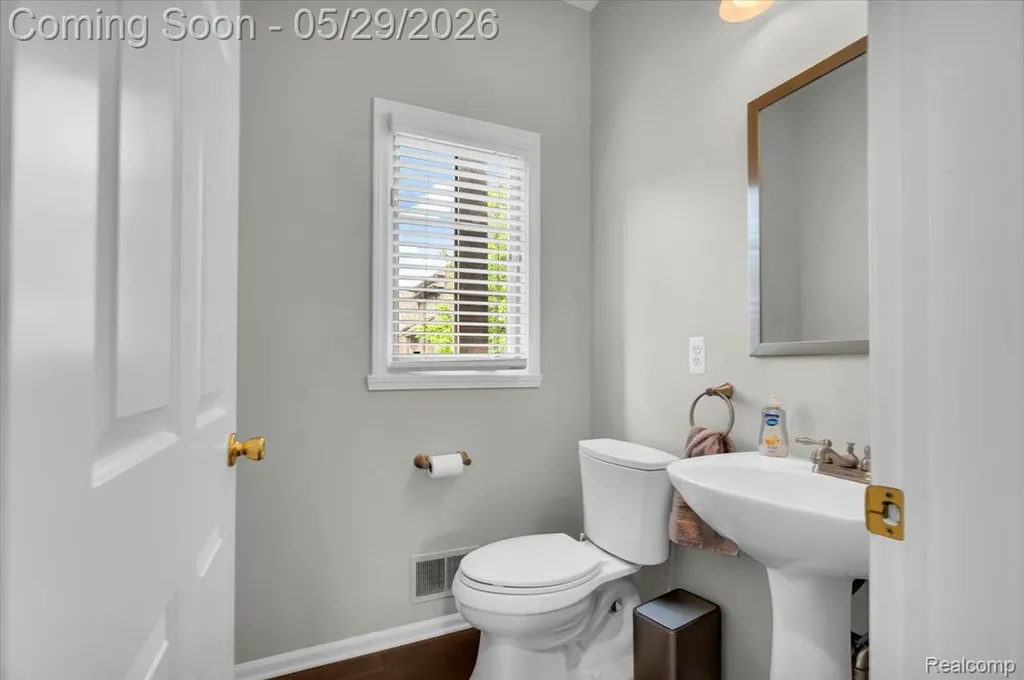 54745 Four Seasons Drive Shelby Charter Township MI 48316