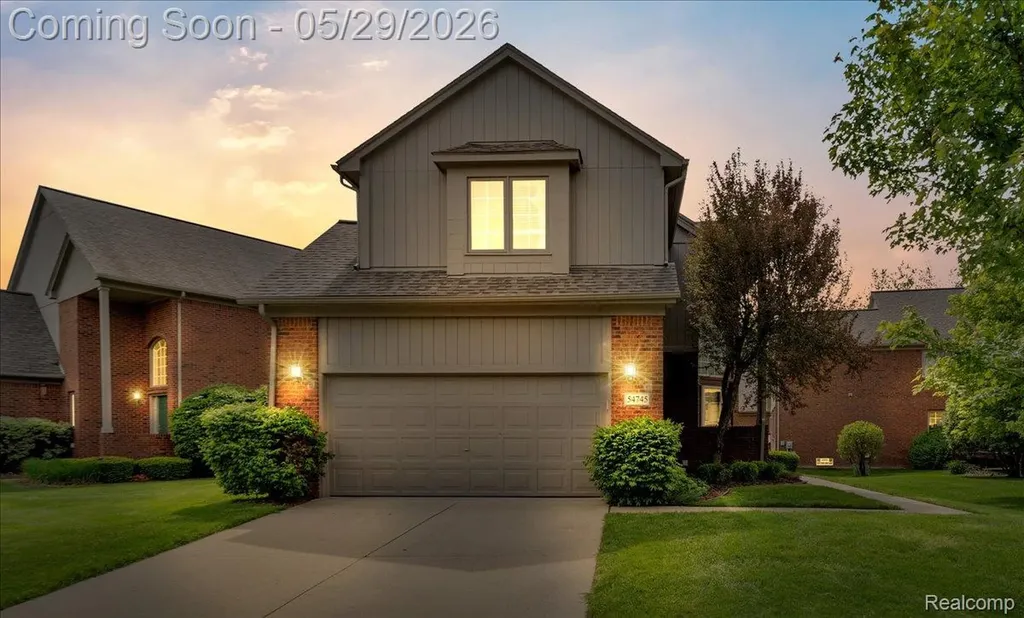 54745 Four Seasons Drive Shelby Charter Township MI 48316