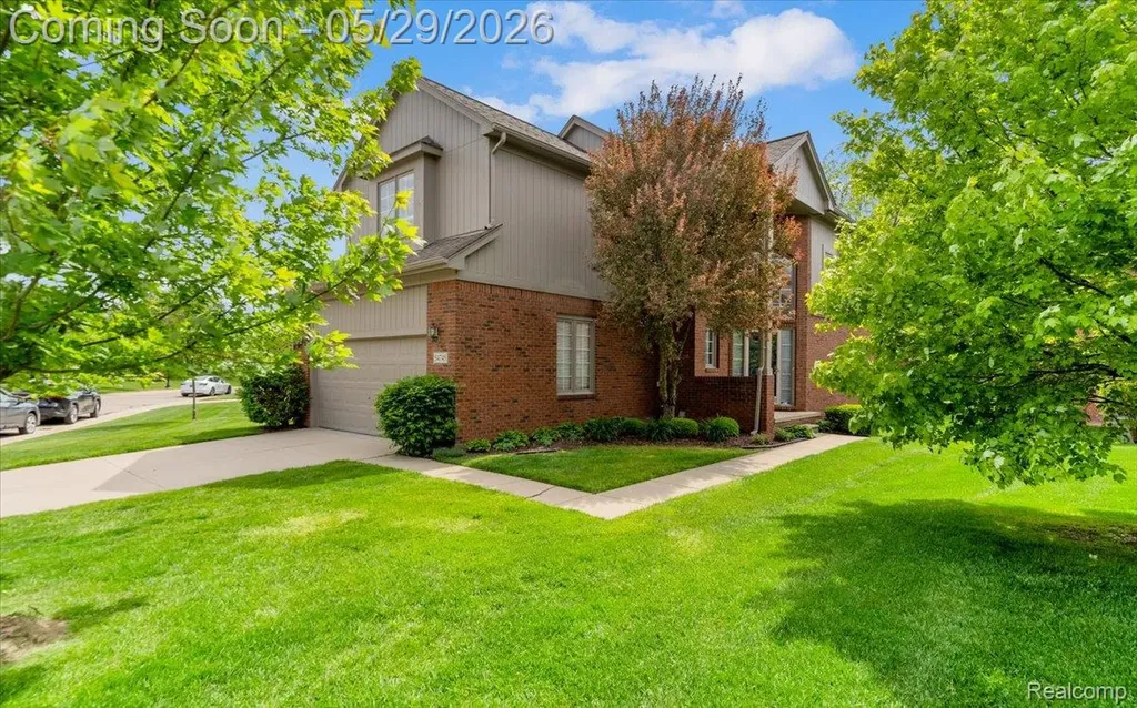 54745 Four Seasons Drive Shelby Charter Township MI 48316