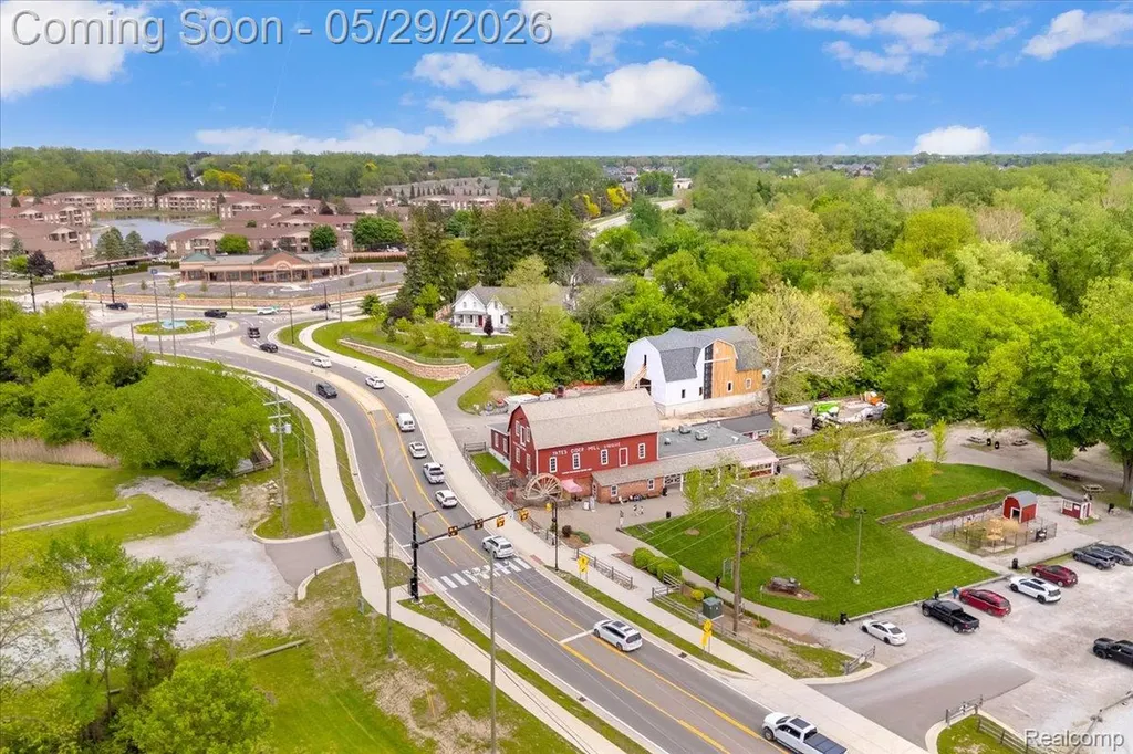 54745 Four Seasons Drive Shelby Charter Township MI 48316