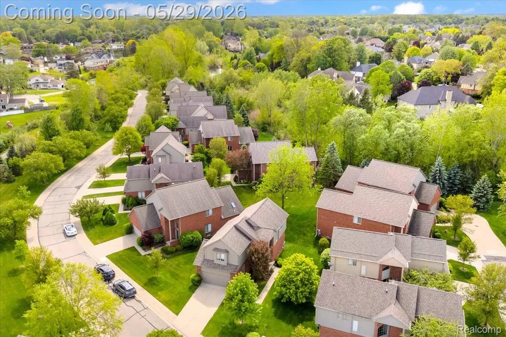 54745 Four Seasons Drive Shelby Charter Township MI 48316
