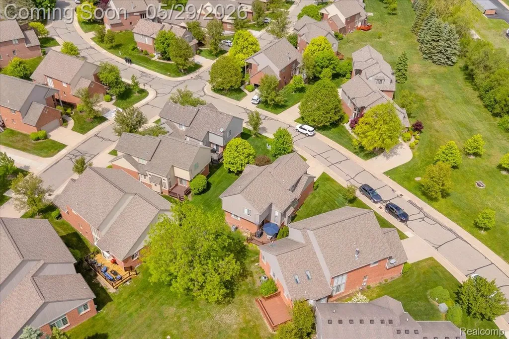 54745 Four Seasons Drive Shelby Charter Township MI 48316