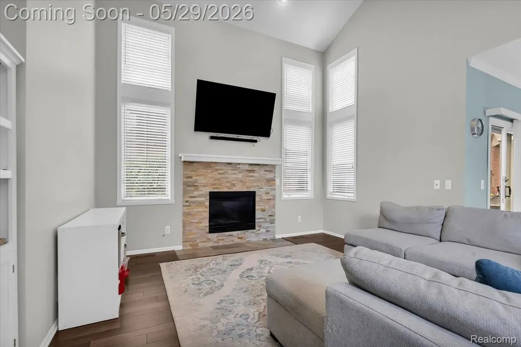54745 Four Seasons Drive Shelby Charter Township MI 48316