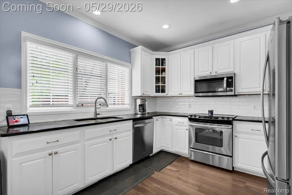 54745 Four Seasons Drive Shelby Charter Township MI 48316