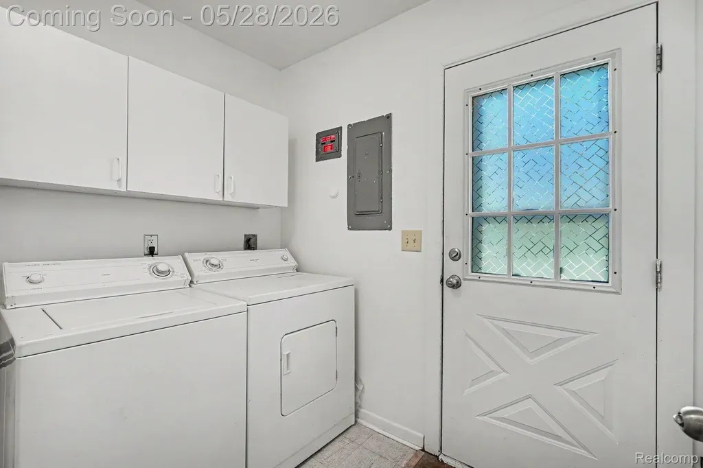 1691 S Lakeview Lane Highland Charter Township MI 48357
