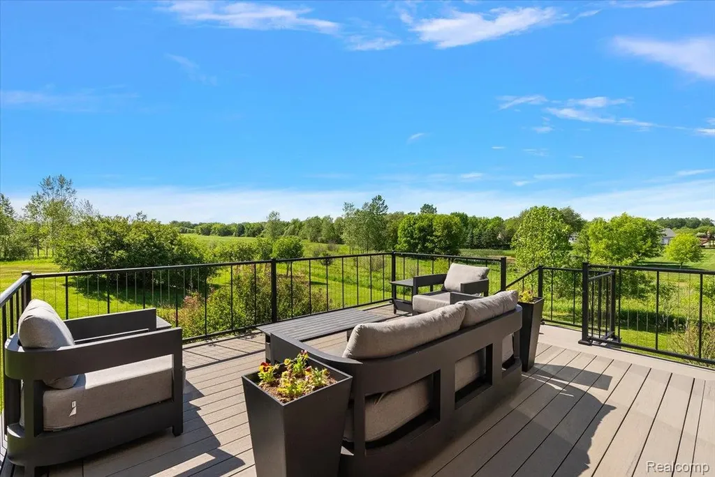 5035 Hidden Ridge Drive Hadley Township MI 48455
