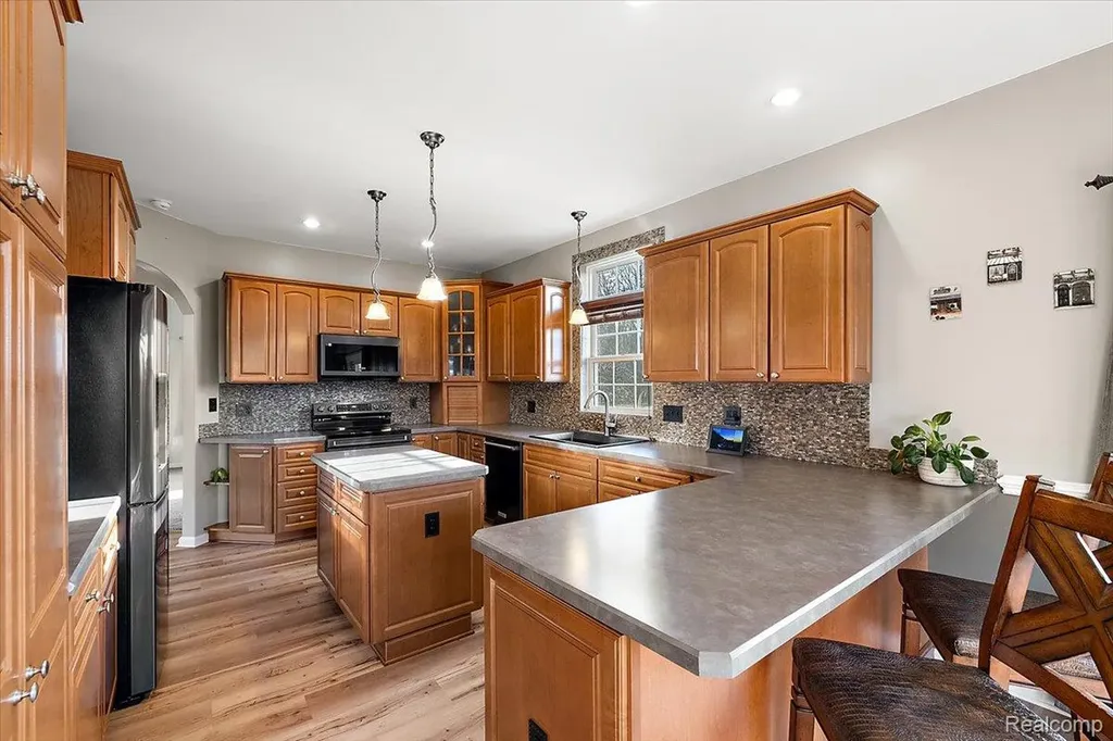 5035 Hidden Ridge Drive Hadley Township MI 48455
