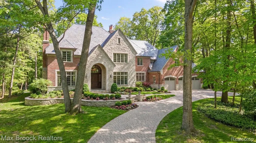 1729 Heron Ridge Drive Bloomfield Hills City MI 48302