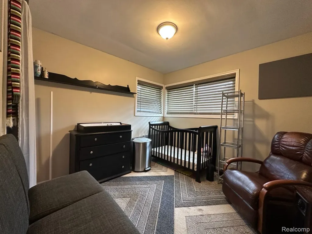 743 E Summit Street Milford Charter Township MI 48381