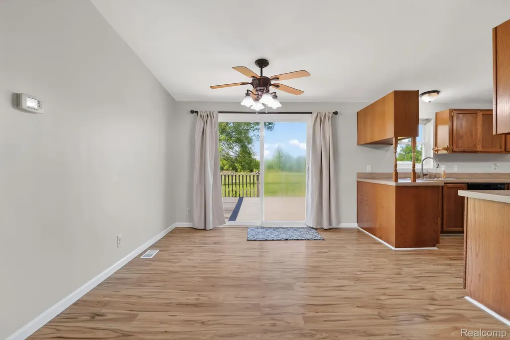 4050 Thompson Road Fenton Charter Township MI 48451