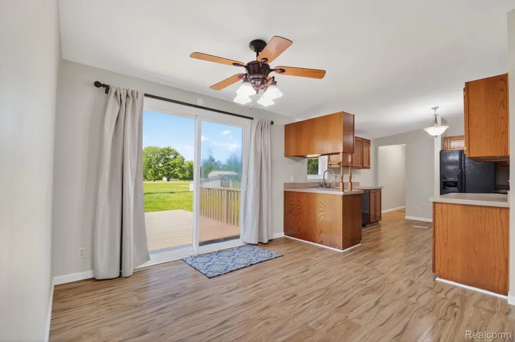 4050 Thompson Road Fenton Charter Township MI 48451