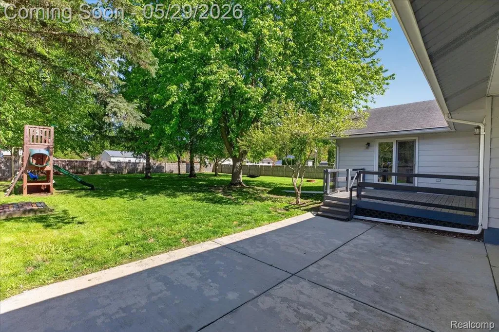 10350 Ataberry Drive Vienna Charter Township MI 48420