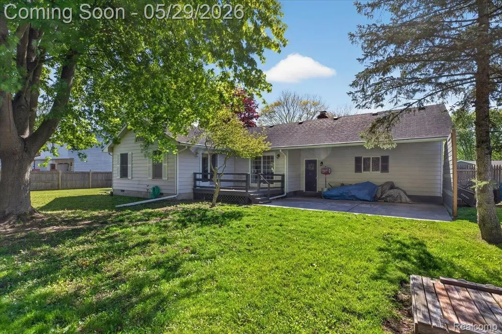 10350 Ataberry Drive Vienna Charter Township MI 48420