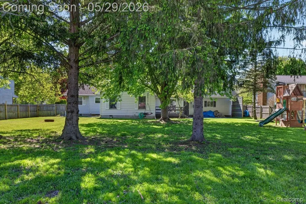 10350 Ataberry Drive Vienna Charter Township MI 48420