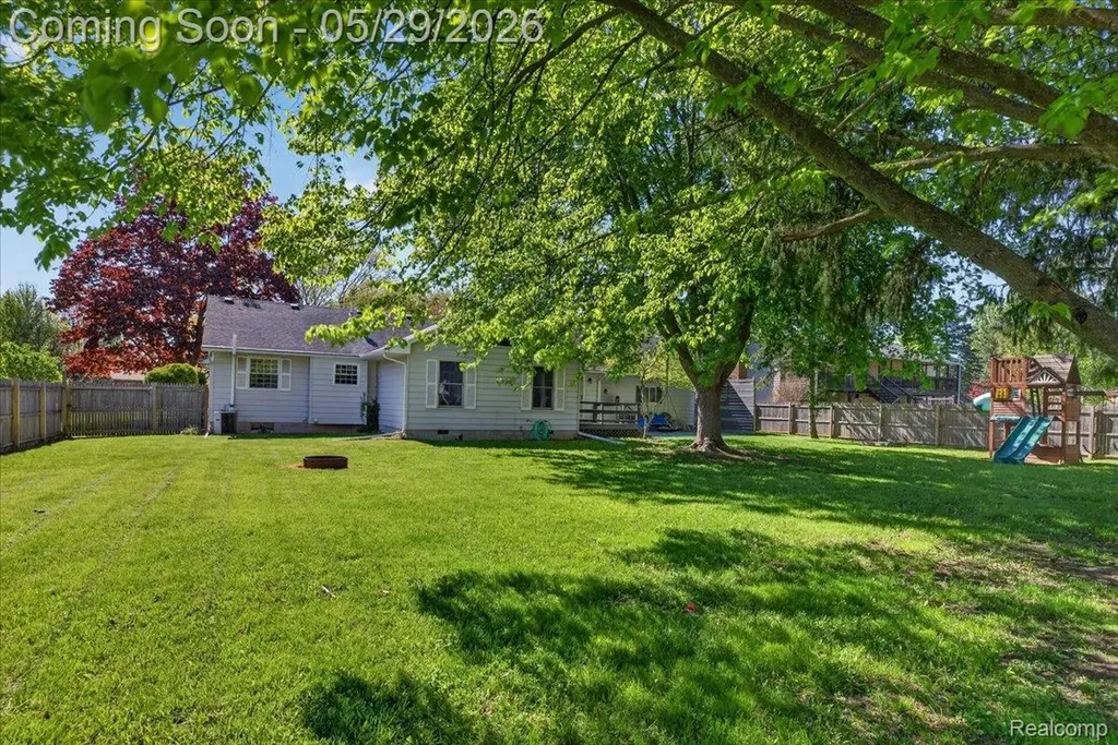 10350 Ataberry Drive Vienna Charter Township MI 48420