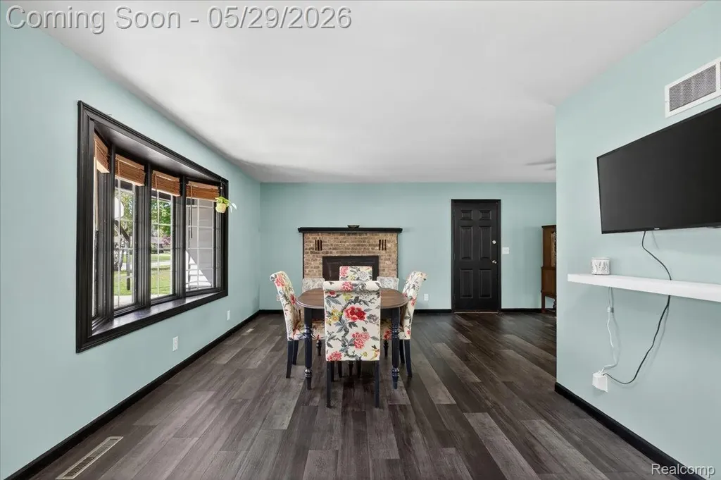 10350 Ataberry Drive Vienna Charter Township MI 48420