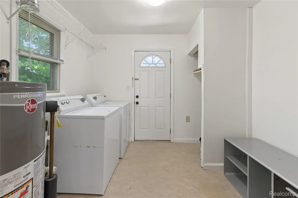 2171 Bradley Avenue Ypsilanti Charter Township MI 48198