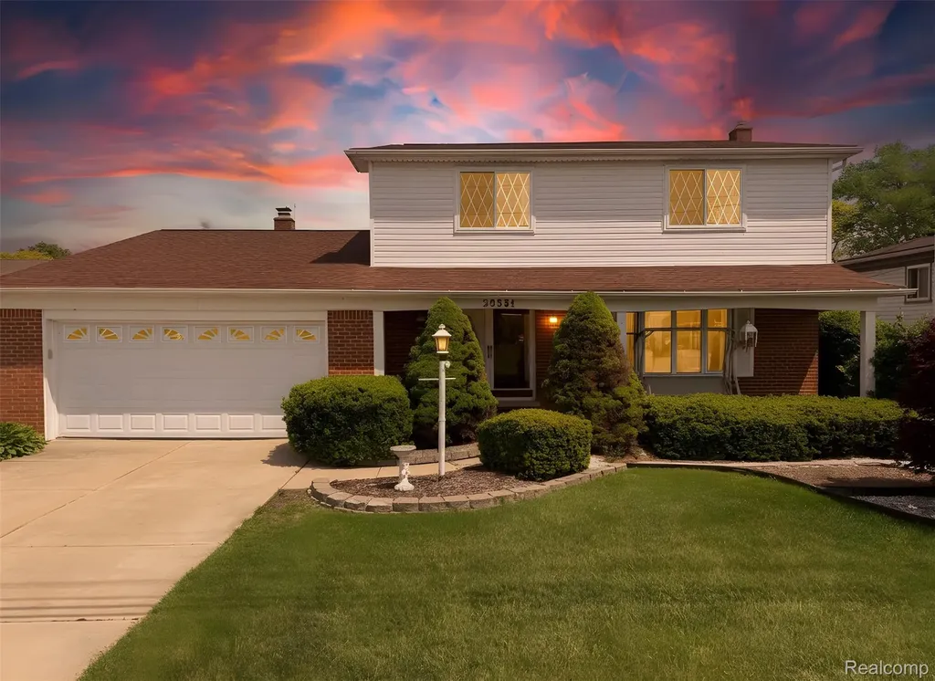 29531 N Seaway Court Harrison Charter Township MI 48045