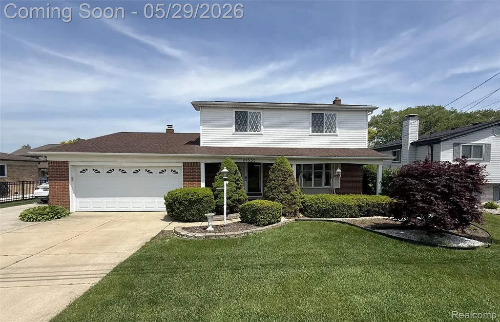 29531 N Seaway Court Harrison Charter Township MI 48045