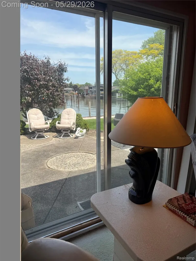 29531 N Seaway Court Harrison Charter Township MI 48045