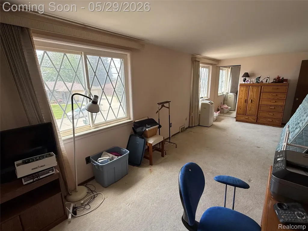 29531 N Seaway Court Harrison Charter Township MI 48045