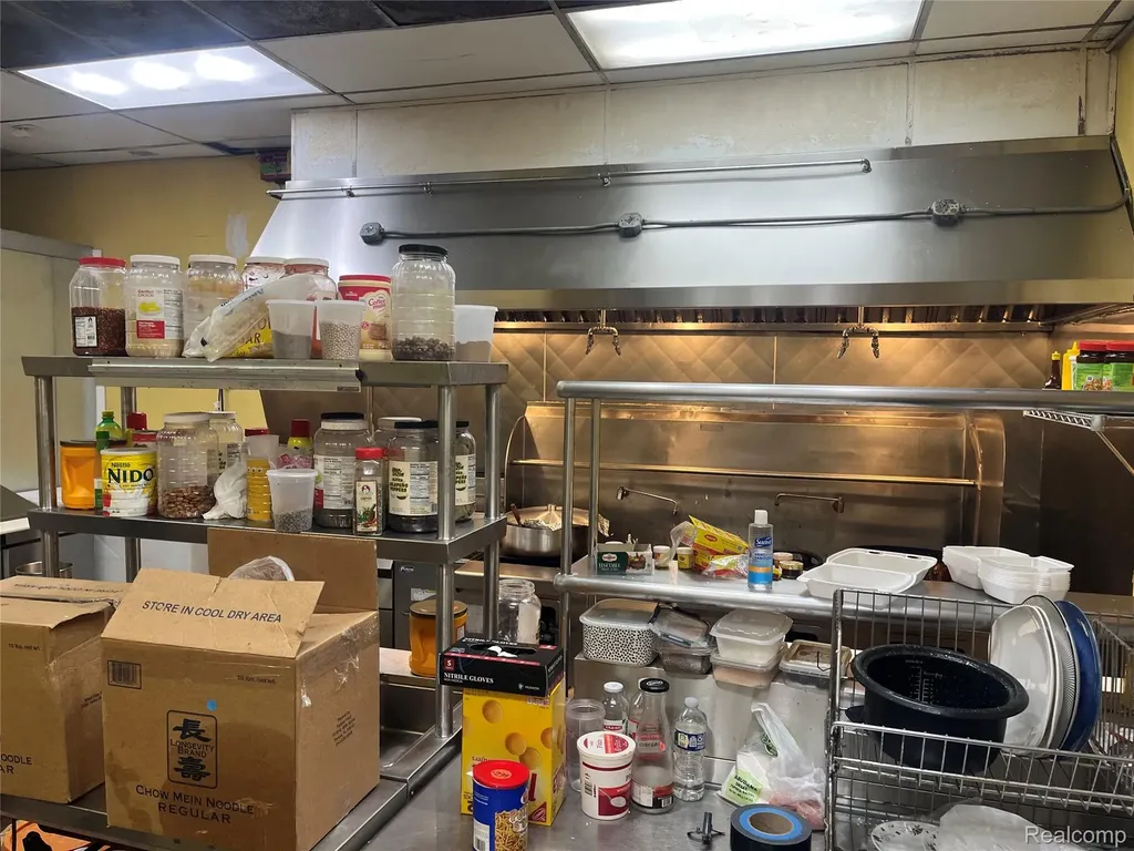 2458 Orchard Lake Road Sylvan Lake City MI 48320