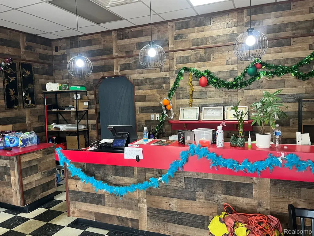 2458 Orchard Lake Road Sylvan Lake City MI 48320