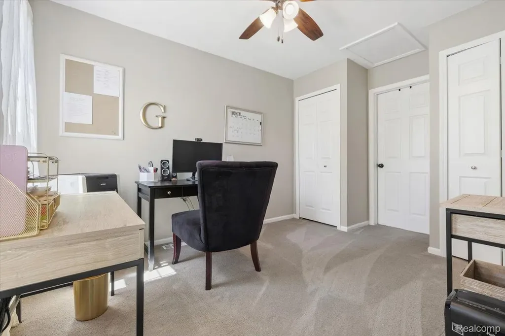 4472 Hunters Circle E Canton Charter Township MI 48188