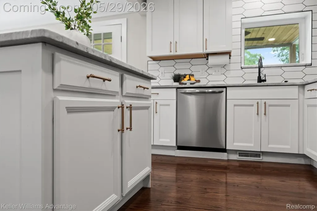 11389 Southworth Avenue Plymouth Charter Township MI 48170
