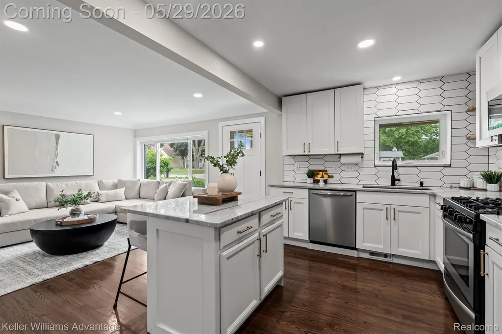 11389 Southworth Avenue Plymouth Charter Township MI 48170