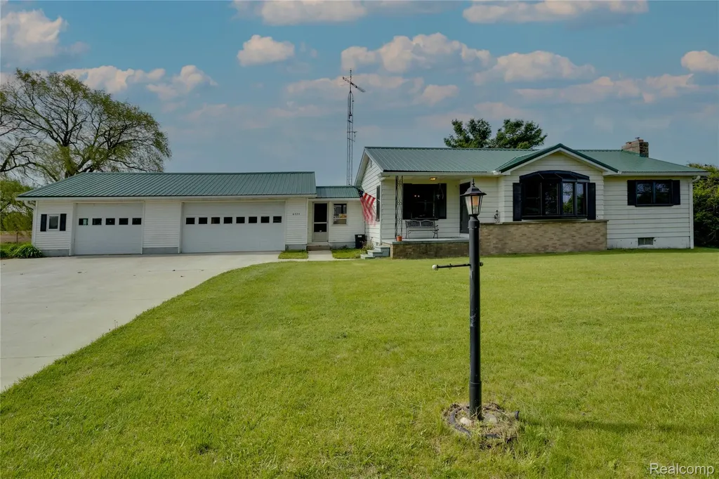 6373 Norman Road Grant Township MI 48032