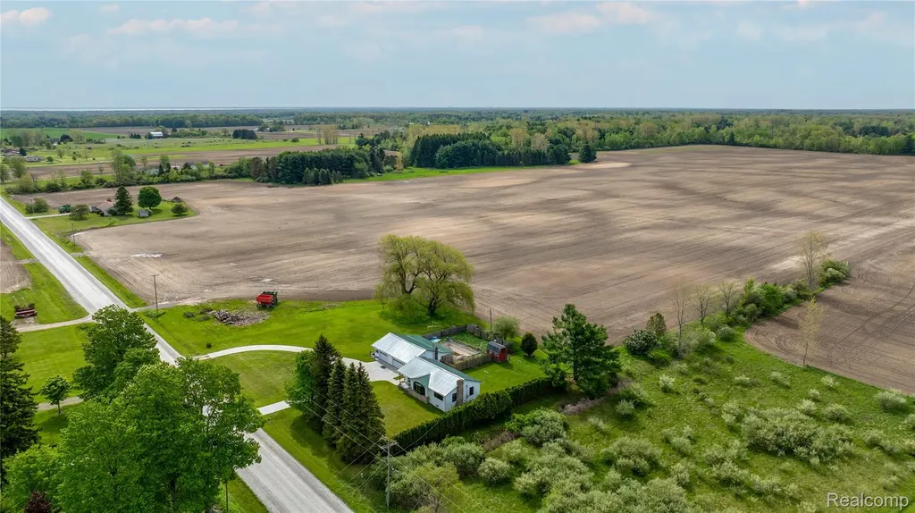 6373 Norman Road Grant Township MI 48032