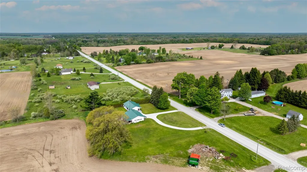 6373 Norman Road Grant Township MI 48032