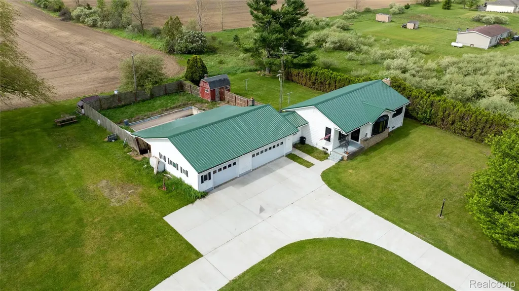 6373 Norman Road Grant Township MI 48032