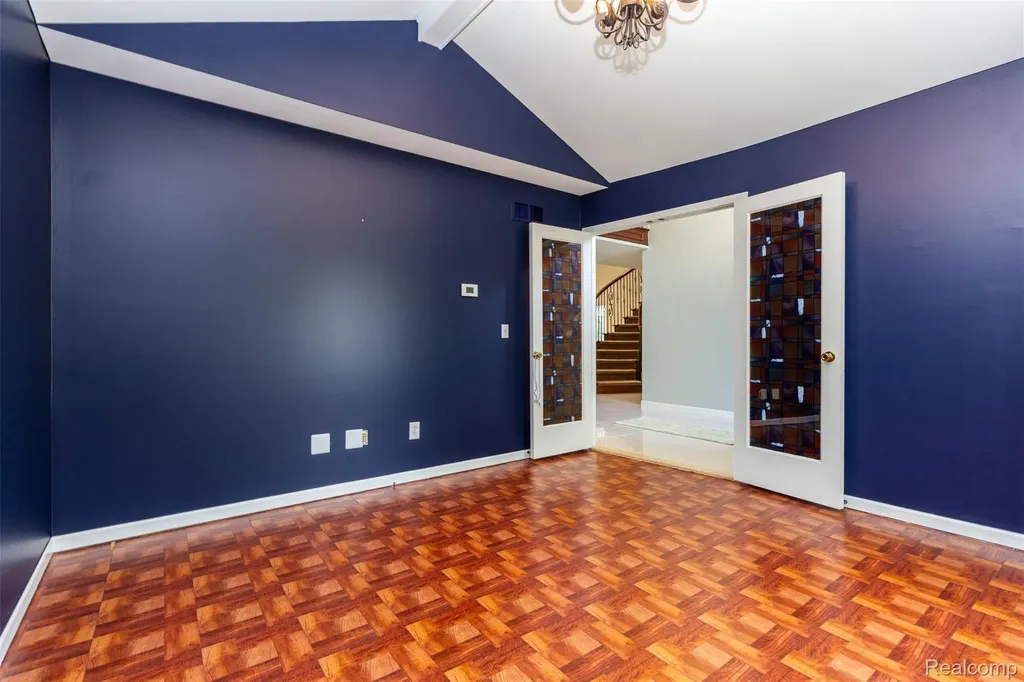 14016 Strathmore Drive Shelby Charter Township MI 48315