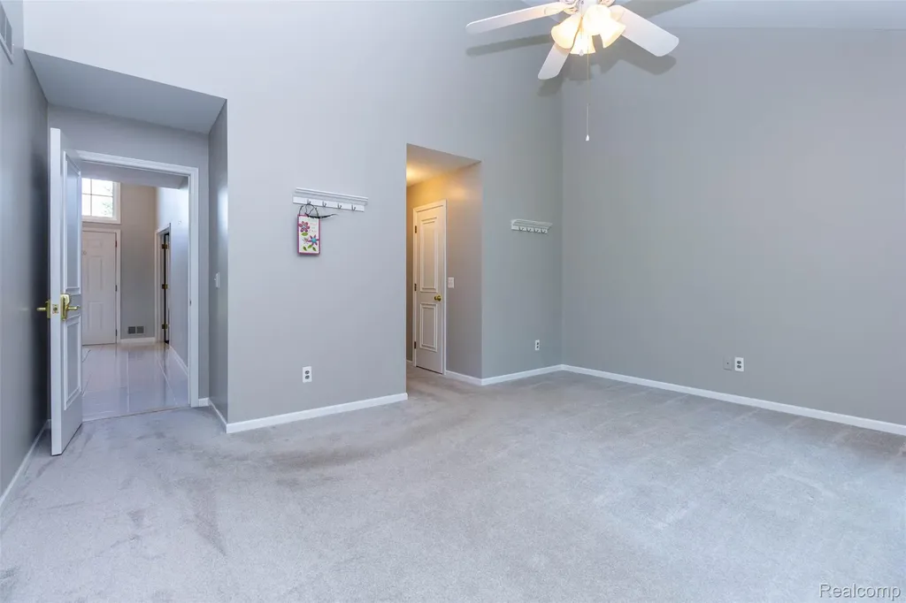 14016 Strathmore Drive Shelby Charter Township MI 48315