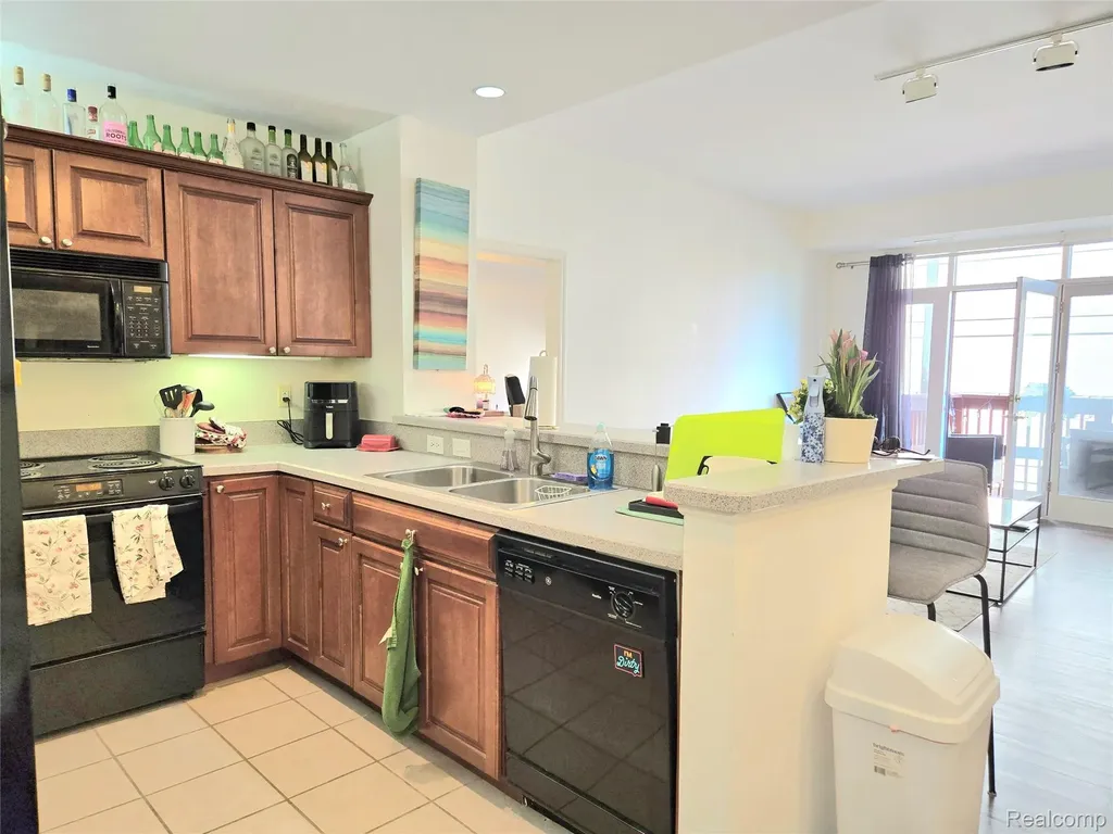 220 Mac Avenue East Lansing City MI 48823