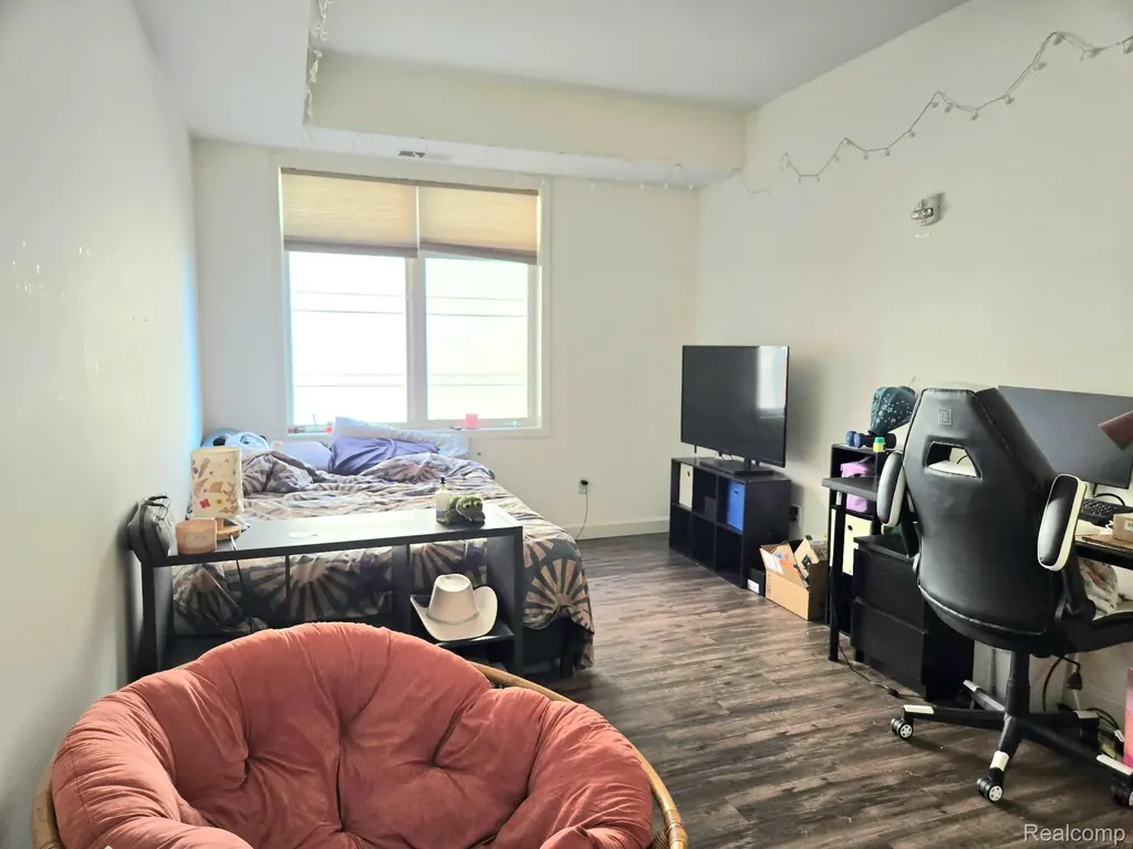 220 Mac Avenue East Lansing City MI 48823