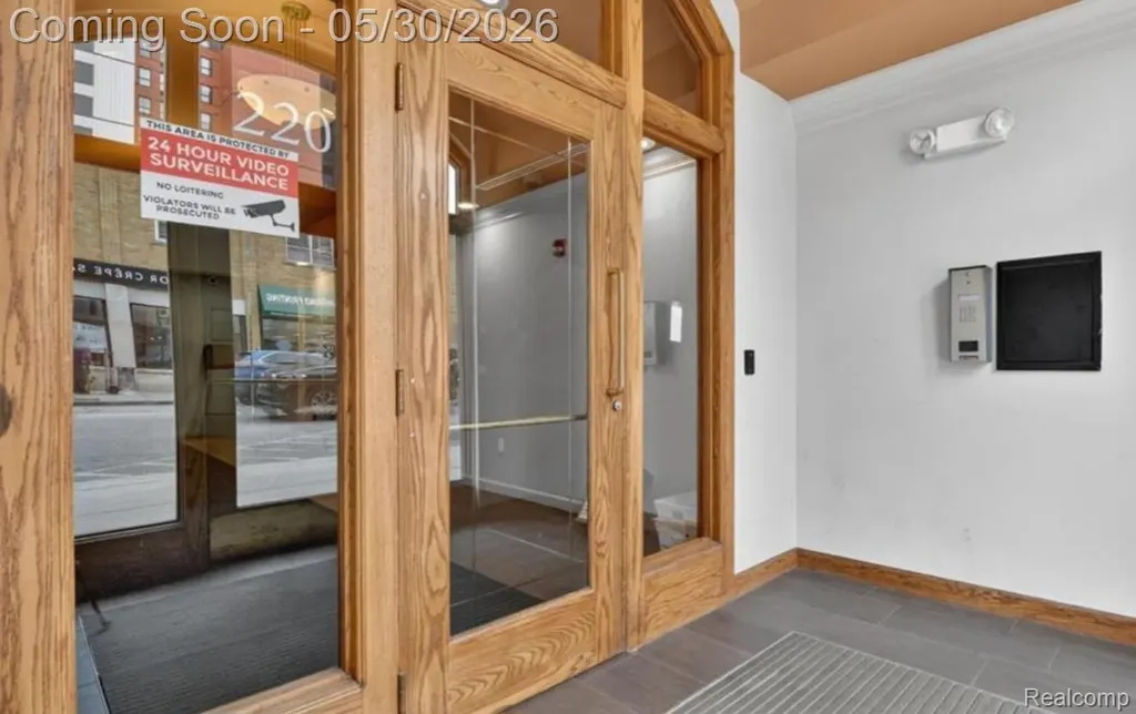 220 Mac Avenue East Lansing City MI 48823