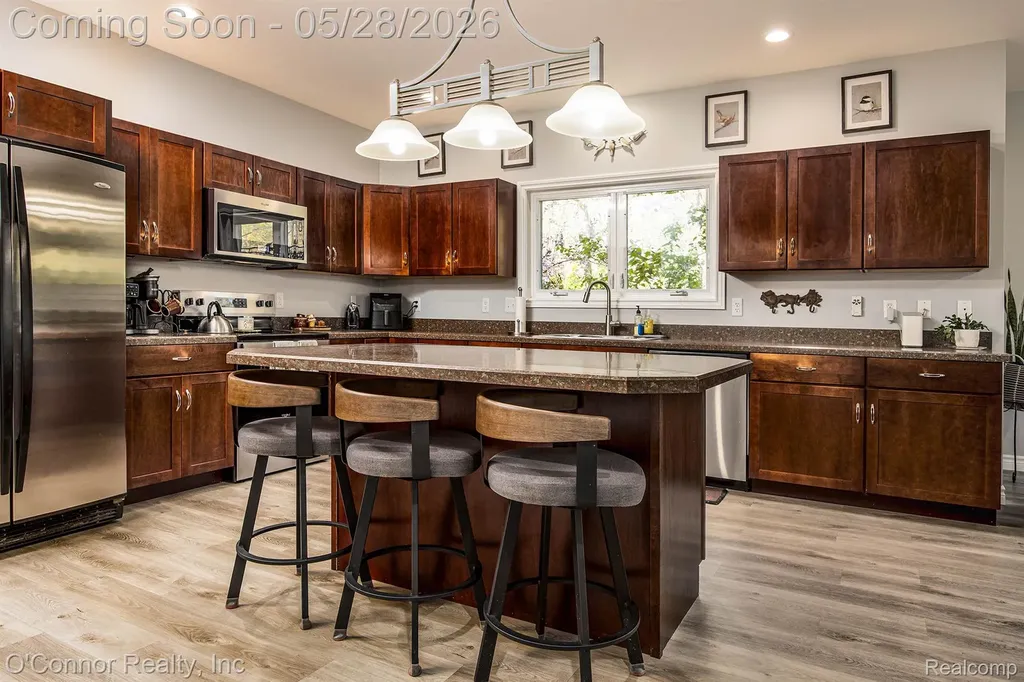 910 Hunter Court Marysville City MI 48040