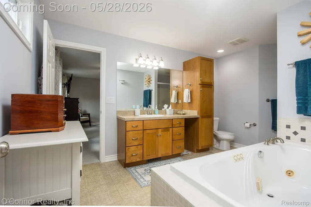 910 Hunter Court Marysville City MI 48040