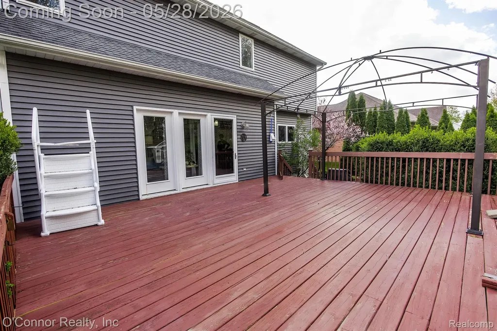 910 Hunter Court Marysville City MI 48040