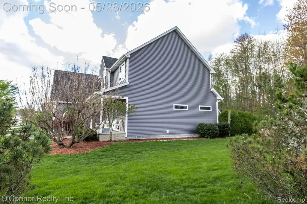 910 Hunter Court Marysville City MI 48040