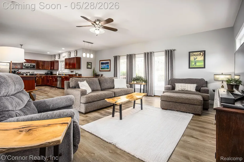 910 Hunter Court Marysville City MI 48040