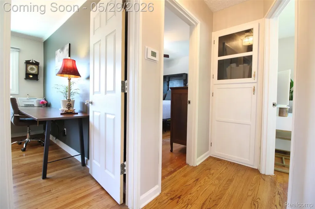 29505 Minton Street Livonia City MI 48150